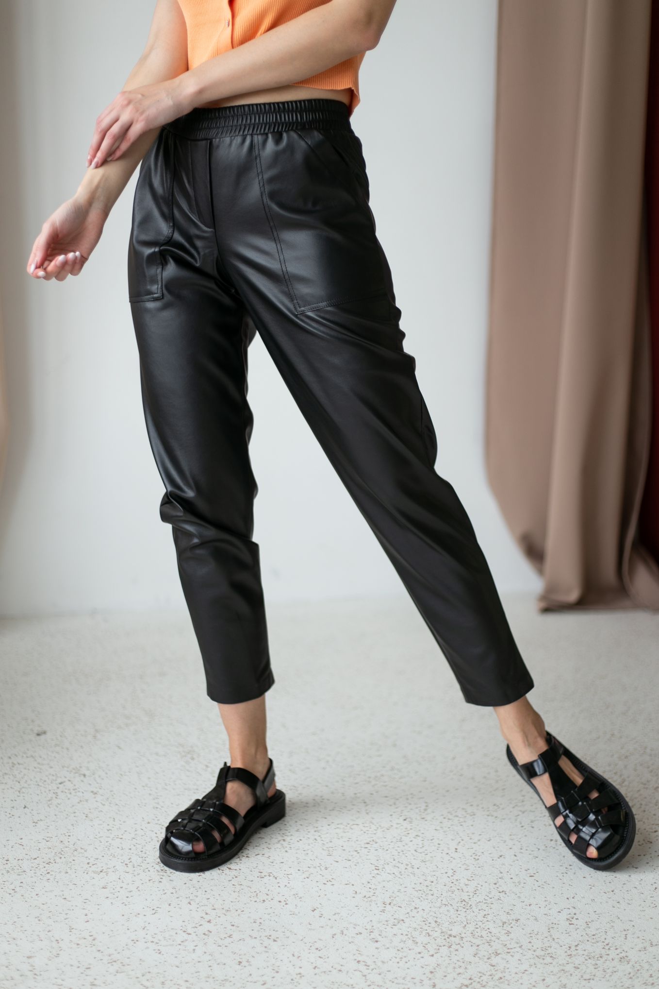 Женская одежда, брюки, артикул: 4447-0583, Цвет: черный,  Фабрика Трика, фото №1